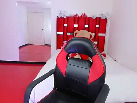 mia rouse11 online show from 12, 3, 2026