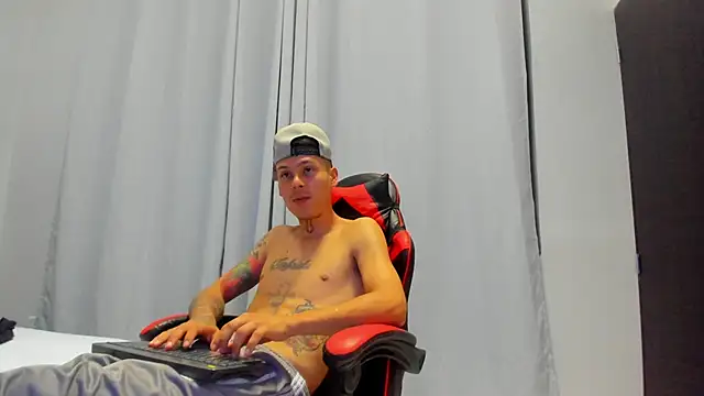 Ethan Wolfe online show from 3, 3, 2026