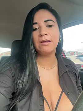 Snapshot of sky_col chatting on 15, 4, 2026 sky col online show from 15, 4, 2026