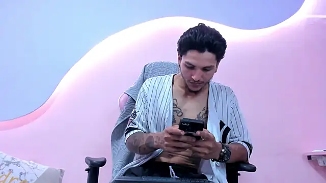 DanteLuxx online show from 11, 4, 2026