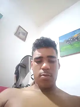 Snapshot of luis230436 chatting on 14, 4, 2026 luis230436 online show from 14, 4, 2026