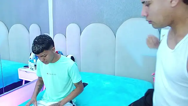 party duo boys online show from 10, 3, 2026