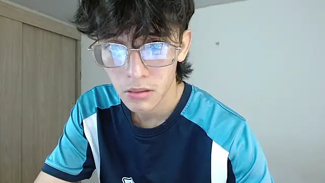 Snapshot of noah_millerx chatting on 16, 6, 2026 noah millerx online show from 16, 6, 2026