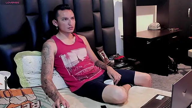 Mike Waters online show from 5, 3, 2026