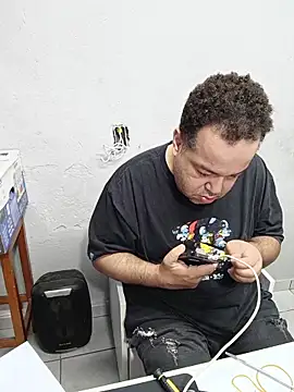 UrsoBissexualPauGrosso online show from 30, 4, 2026