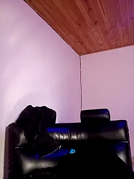 Snapshot of agathamoont chatting on 28, 2, 2026 agathamoont online show from 28, 2, 2026