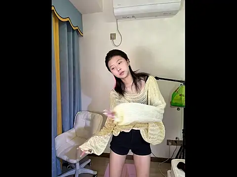 Y--F--LOVE online show from 13, 3, 2026