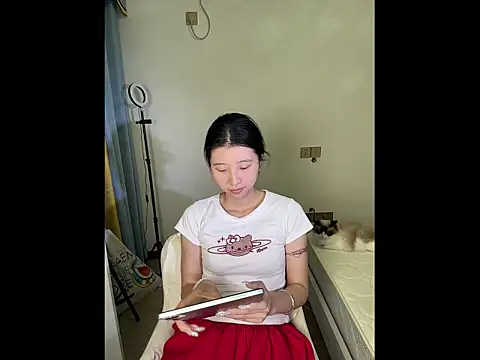 Y--F--LOVE online show from 19, 4, 2026