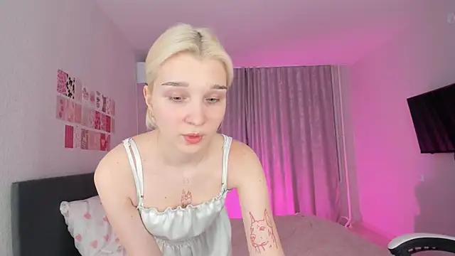 Lara Blue online show from 13, 3, 2026