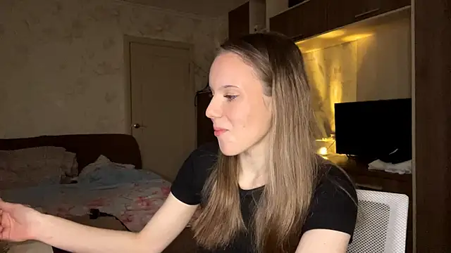 PrettyReal online show from 3, 3, 2026