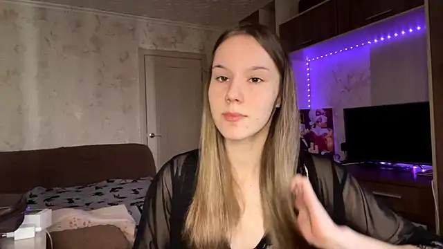 PrettyReal online show from 13, 3, 2026