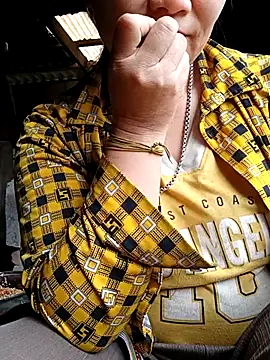 Lindxx-hot online show from 24, 4, 2026