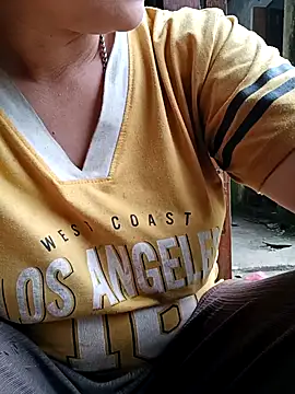 Lindxx-hot online show from 25, 4, 2026