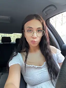 Bunny Lush online show from 9, 4, 2026