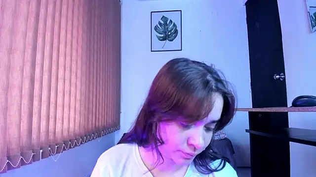  VALERIAGOMEZ online show from 24, 7, 2026