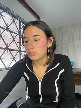 LilyRossi  online show from 28, 7, 2026
