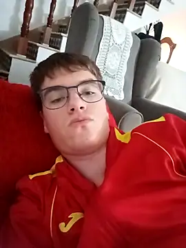 Alejandro27003 online show from 11, 3, 2026