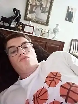 Alejandro27003 online show from 14, 3, 2026