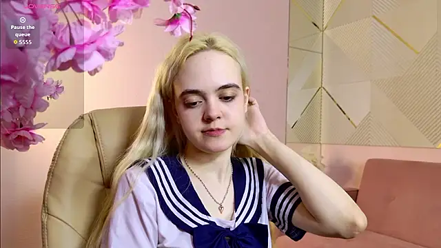 Bambi Bloom online show from 11, 3, 2026