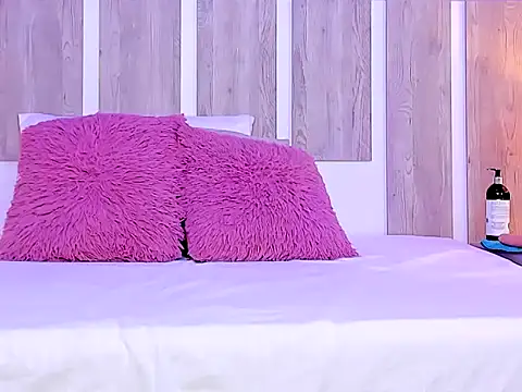 EmilySearss online show from 20, 3, 2026