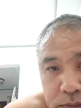 Snapshot of wanggang880903 chatting on 2, 5, 2026 wanggang880903 online show from 2, 5, 2026