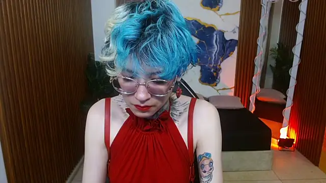 Lyra tay online show from 26, 4, 2026