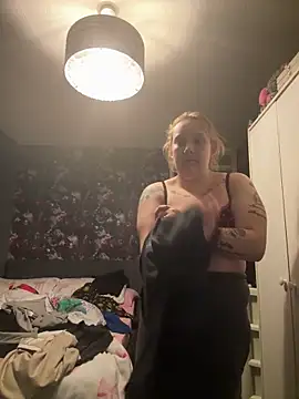 SassieBlondie online show from 5, 3, 2026