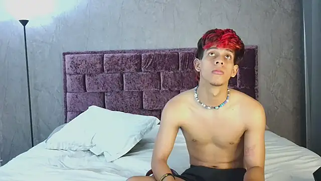 Bryan Santos z online show from 24, 4, 2026