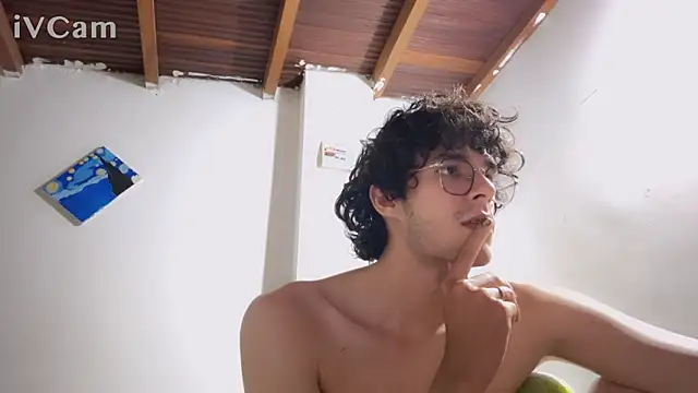 Snapshot of Danandrouse chatting on 18, 3, 2026 Danandrouse online show from 18, 3, 2026