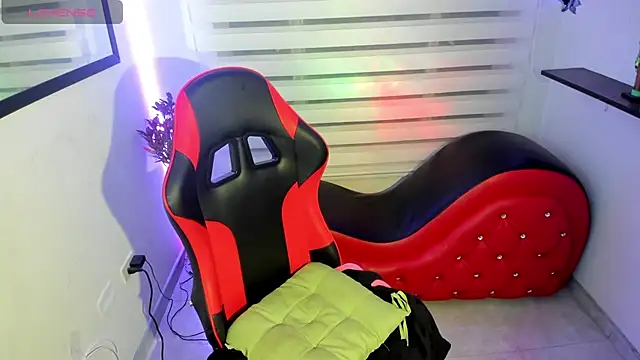 Agatha Marin online show from 26, 4, 2026