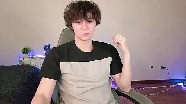 AnthonyCuutie online show from 14, 6, 2026