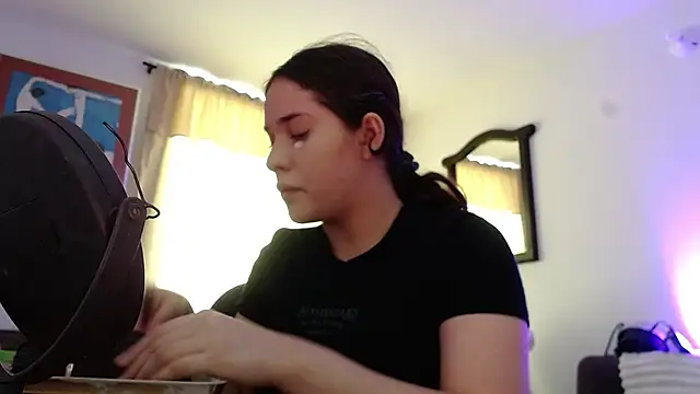 AriaDonatti online show from 8, 3, 2026