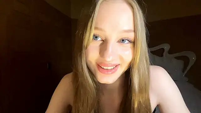 Anika Socutehe online show from 18, 4, 2026