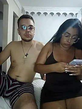 deliciuscam online show from 29, 4, 2026