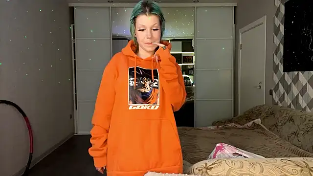 Snapshot of SalenaVeron chatting on 11, 3, 2026 SalenaVeron online show from 11, 3, 2026