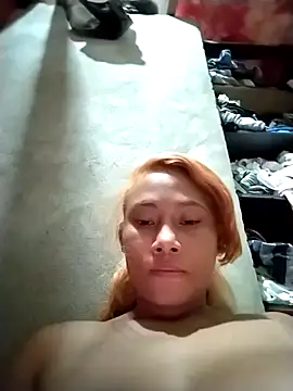 Hornyshow1 online show from 28, 4, 2026