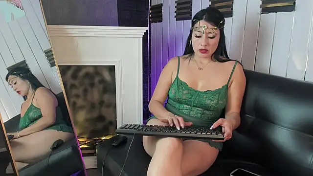 Snapshot of Terra__Rouse_ chatting on 8, 7, 2026 Terra Rouse online show from 8, 7, 2026