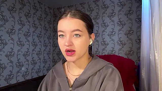 KarineDampy online show from 4, 3, 2026