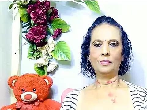 Hot queen58 online show from 10, 6, 2026