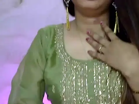 Niya thakur online show from 4, 4, 2026