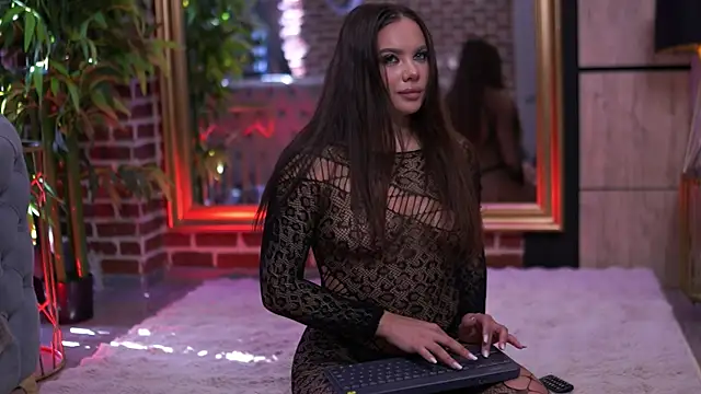 Ashlee Angel online show from 20, 4, 2026