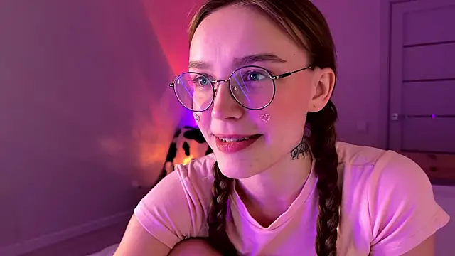 Lolatatee online show from 16, 3, 2026