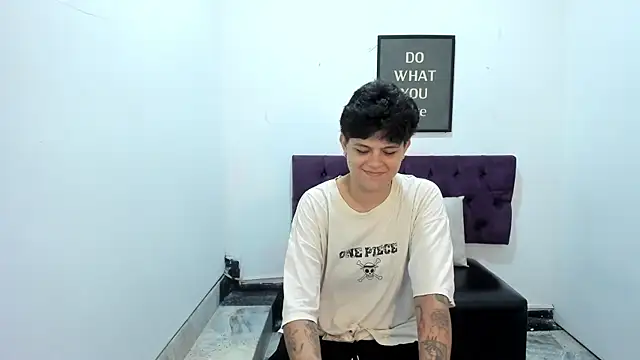 TomBoy Natali online show from 22, 4, 2026