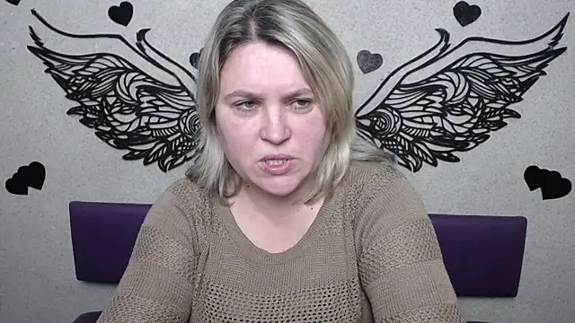 VickyRobins online show from 3, 3, 2026