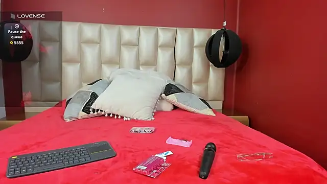 MissPameela  online show from 8, 4, 2026