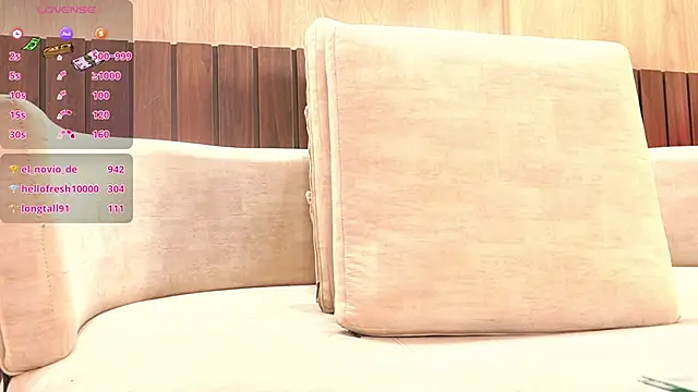 EsmeraldaGracee online show from 18, 4, 2026