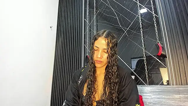 Megan Duskk online show from 18, 4, 2026