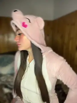 Miss Dani online show from 25, 4, 2026