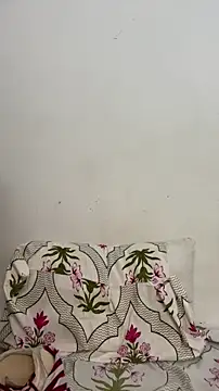 MidnightLoversX online show from 20, 4, 2026