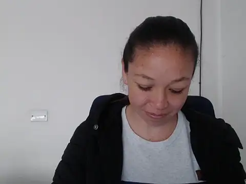 Snapshot of Eliane_cooper21 chatting on 4, 3, 2026 Eliane cooper21 online show from 4, 3, 2026